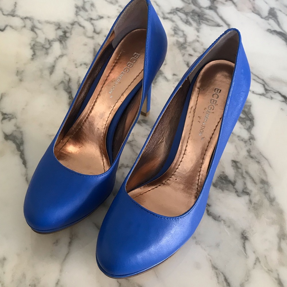 💙 Bright Blue Leather Heels 💙